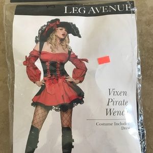 Vixens Pirate Wench Women’s Halloween Costume